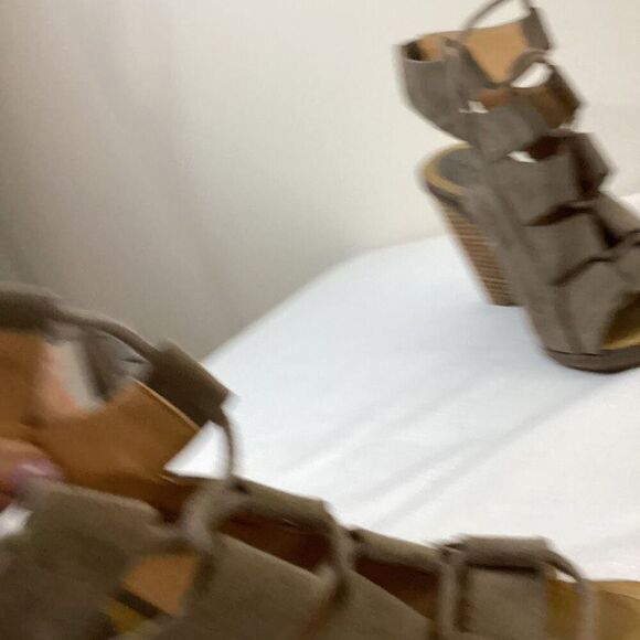 Melrose and Market Tan Lace-up Wedge Sandal Size 7.5 - Picture 9 of 12